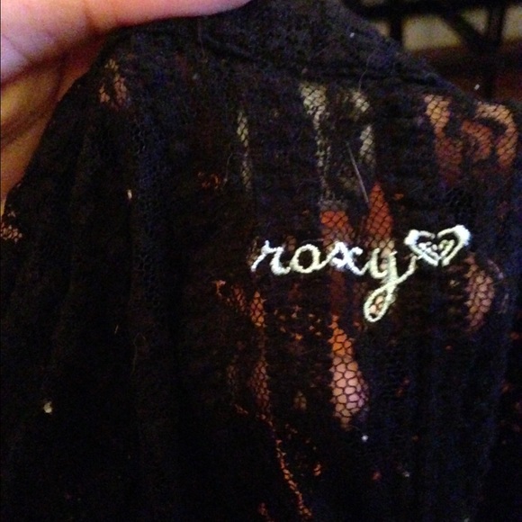 Black Roxy sheer button-up - Picture 3 of 3