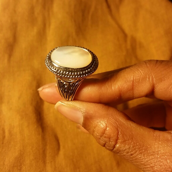 Silver Stone Ring - Picture 4 of 4