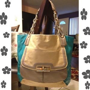 Coach 100% authentic ✨