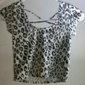 Leopard print belly shirt
