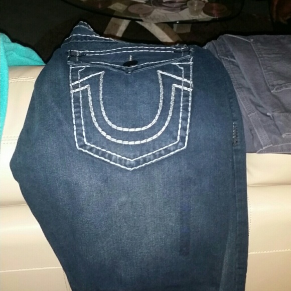 True Religion men's size 38 2xl tee shirt