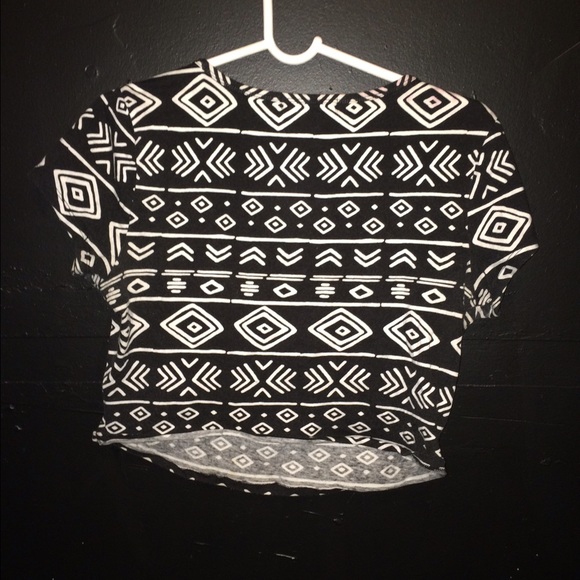 Tribal print top - Picture 1 of 2