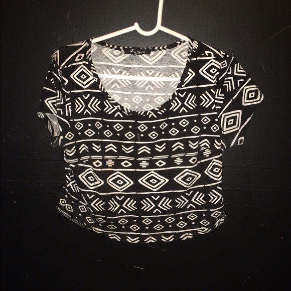 Tribal print top - Picture 2 of 2