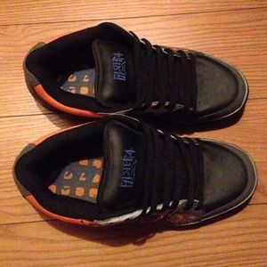 Etnies/RVCA shoes 😎