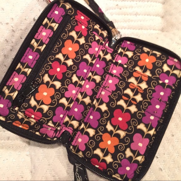 VERA BRADLEY WRISTLET