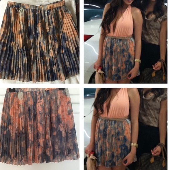 Bcbg generation pleated skirt