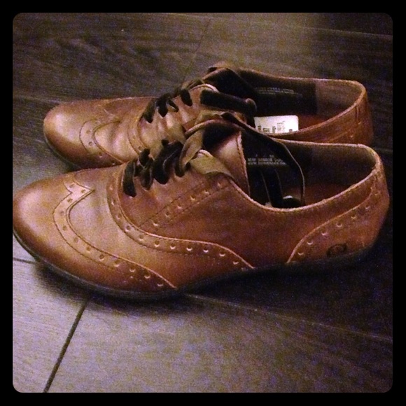 brown Born oxford shoes