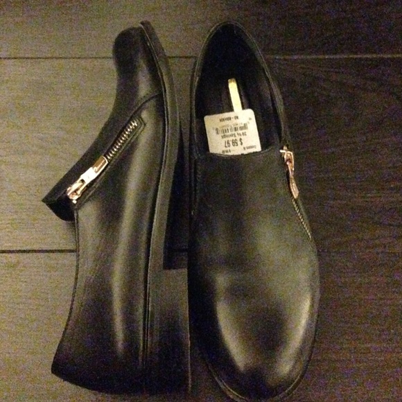 black BCBGeneration oxford shoes - Picture 4 of 4