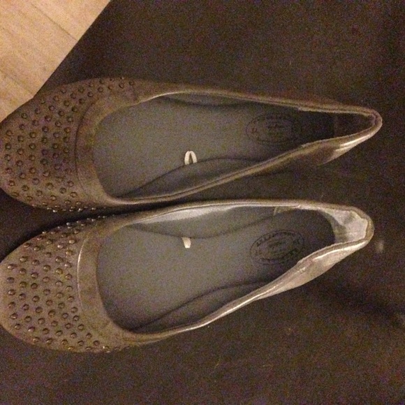 America eagle outfitters grey flats size 5 - Picture 1 of 3