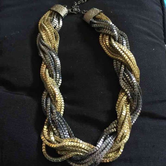 Chain twisted necklace - Picture 1 of 1