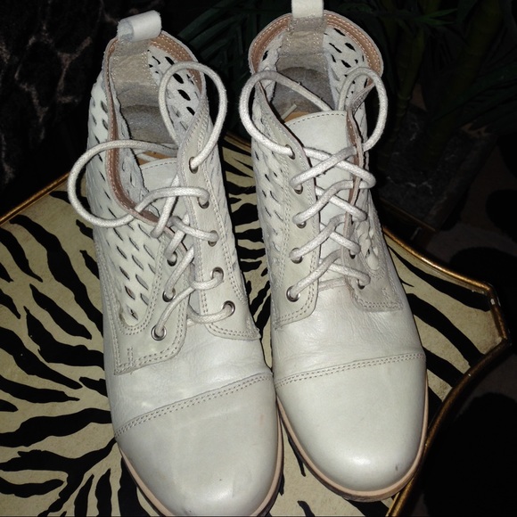 Womens Ankle Boots SALE-2 DAYS ONLY!! PRICE FIRM!