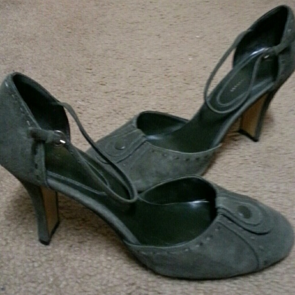 Green suede heels