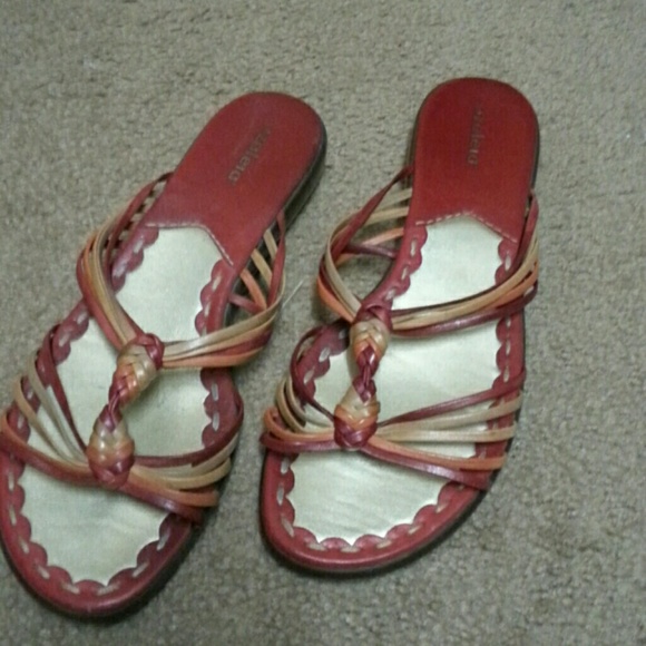 Multicolor flats