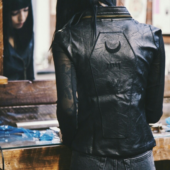 ISO!!! Dropdead deathbed Jacket