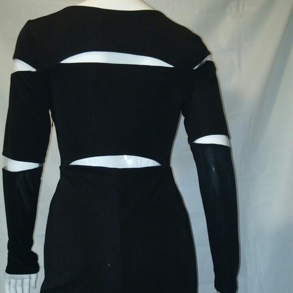 SOLD - Celeb Dress - Picture 4 of 4