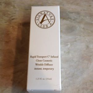 NIB Signature Club A wrinkle diffuser