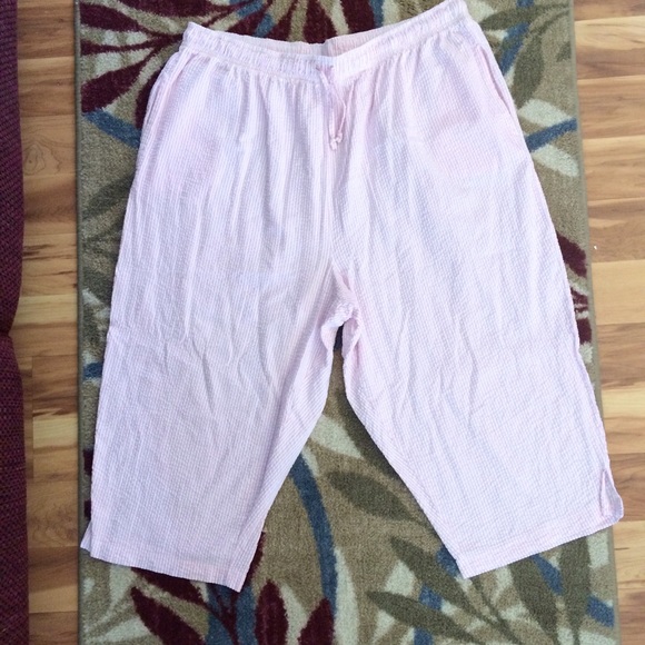 Stripped capris