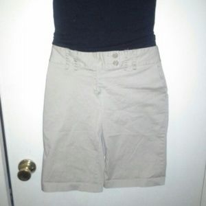OLD NAVY KHAKI SHORTS