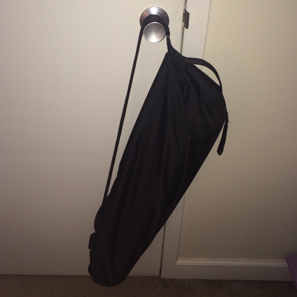 Lulu lemon yoga bag