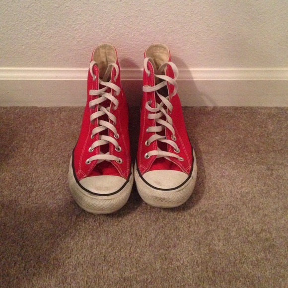 Red converse