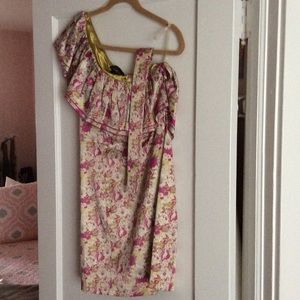 One- shoulder floral party dress