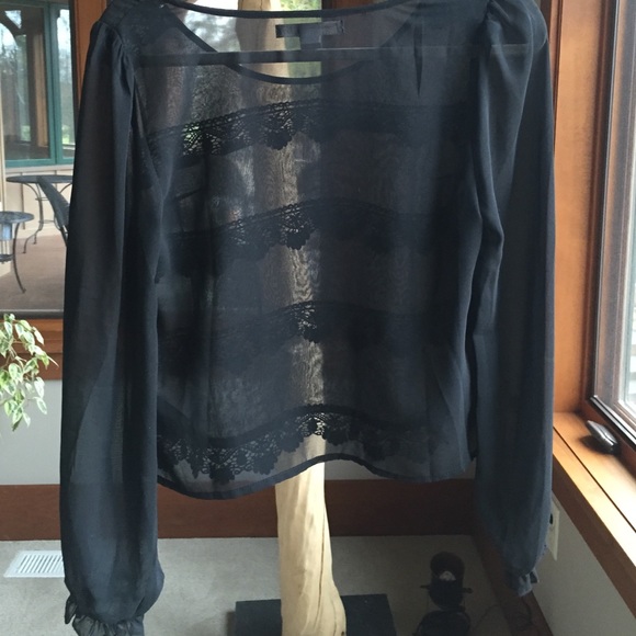 Blouse - Picture 3 of 3