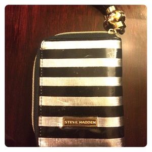 Steve Madden Wallet - black and silver stripe