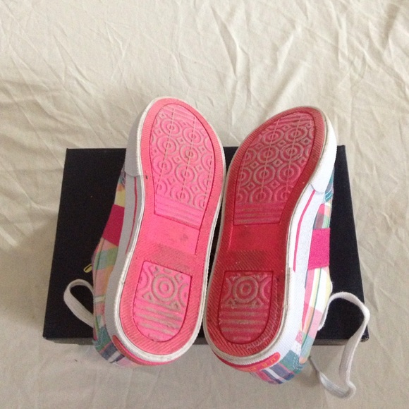 Ladies sz 6.5 U.S. Polo Assn pastel plaid sneakers - Picture 4 of 4