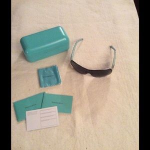 Authentic Tiffany & Co Aviator Sunglasses