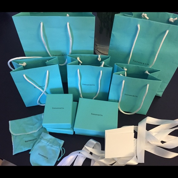 Authentic Tiffany & Co. Gift Bag-Box-Bow Bundle - Picture 4 of 4