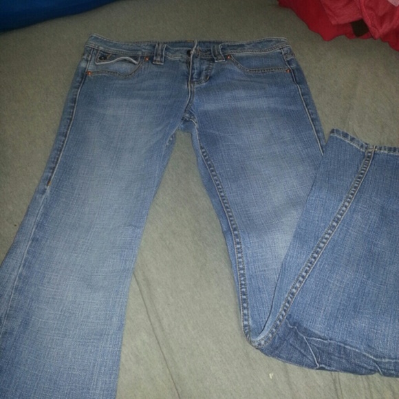 Size 5 volcom jeans