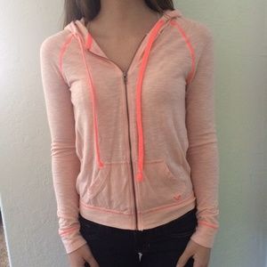 Lightweight Zip-up Hoodie