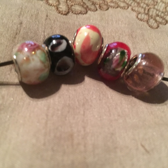 Jewelry that goes on pandora bracelets