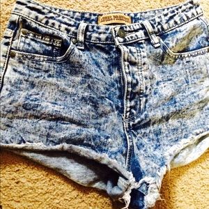 Acid Wash High Waisted Shorts