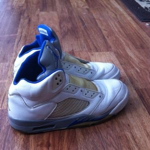 Jordan 5 stealths
