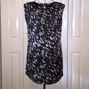 Cute and chic dress for a night out on the town!
