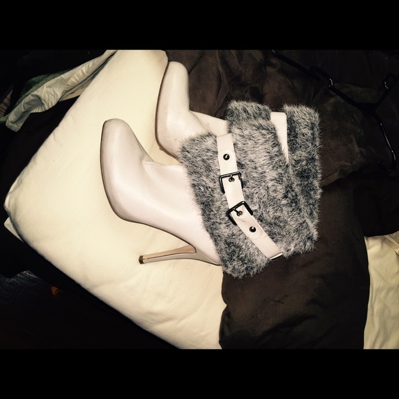 Fur boots