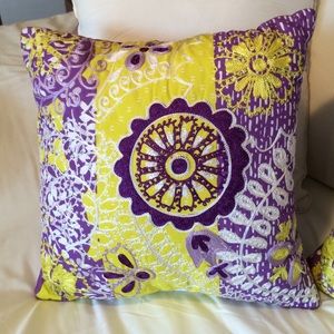 Set of 2 pillows