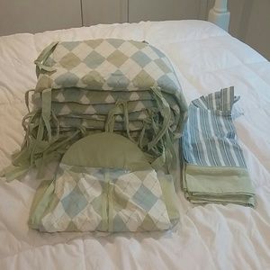 4 piece nursery bedding set