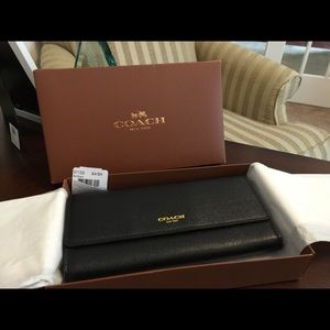 New coach wallet