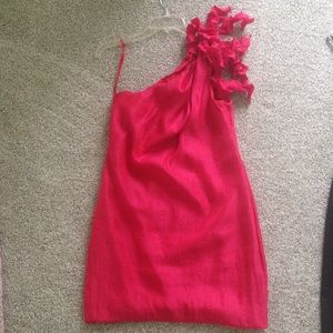 One shoulder pink dress