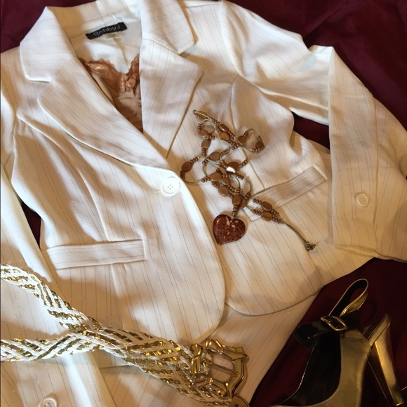 Off White w/Gold Pinstriped Blazer Pant Suit