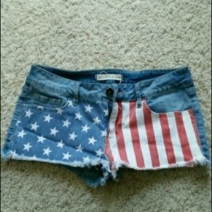American Flag Bullhead Shorts