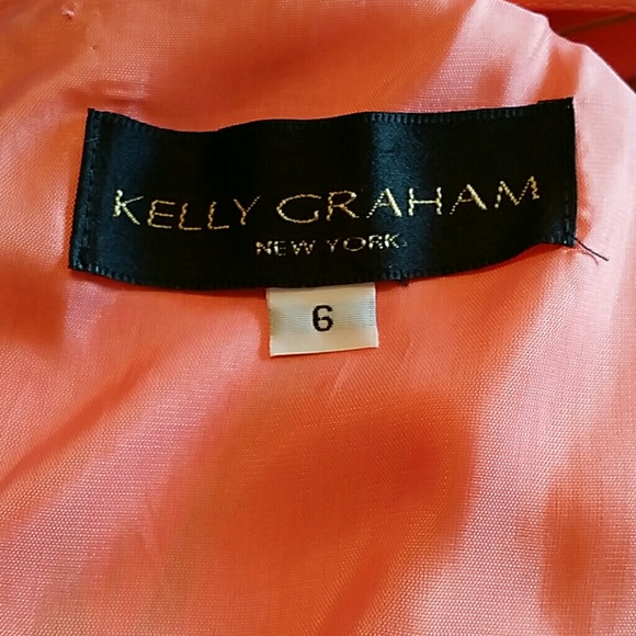 Dress - Picture 3 of 3