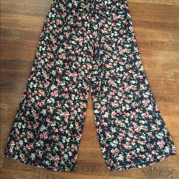 High Waisted print palazzo pants - Picture 4 of 15