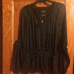 🎀🎀Nice sheer sexy top size 16🎀🎀