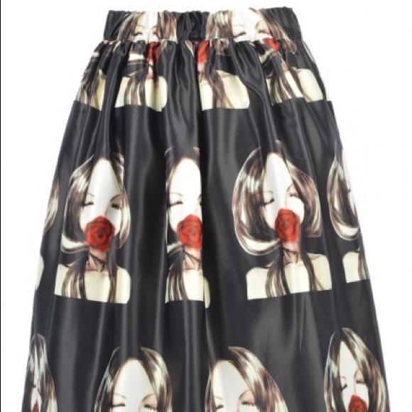 NWT Girl Print Pleated Midi Skirt!