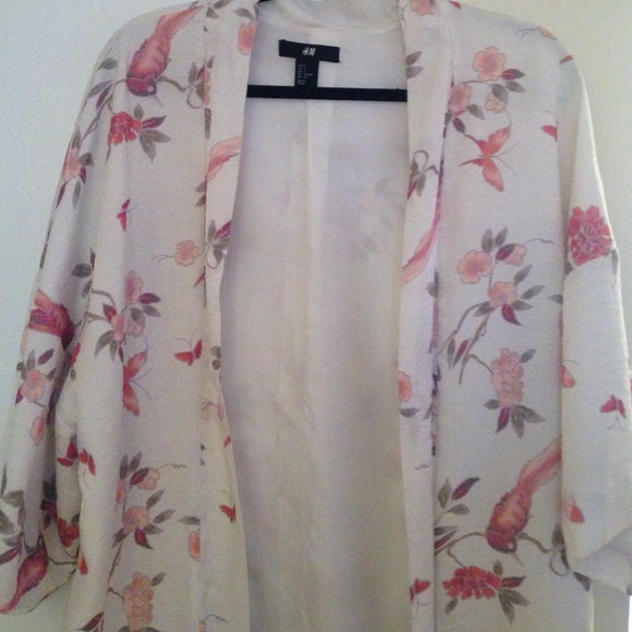 Printed kimono