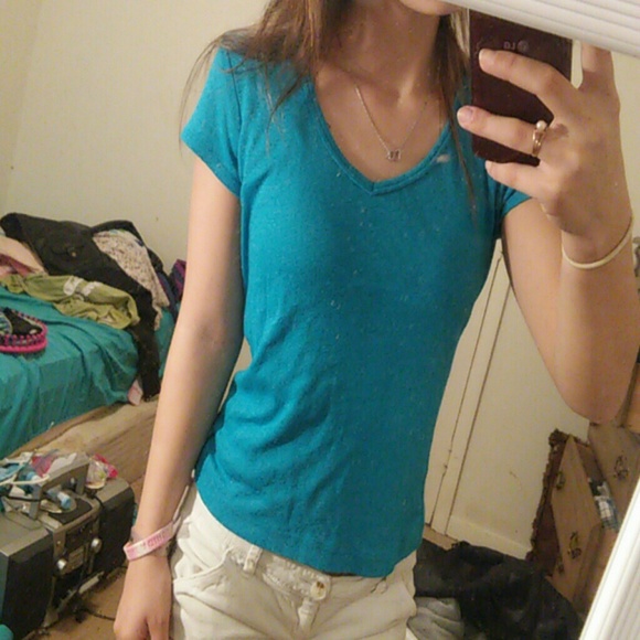 v-neck