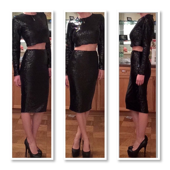 SOLD ON AKZNYC - Picture 2 of 4